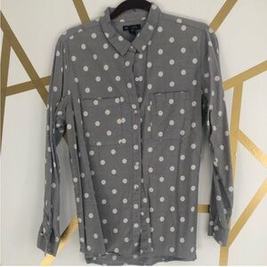 Gap button down